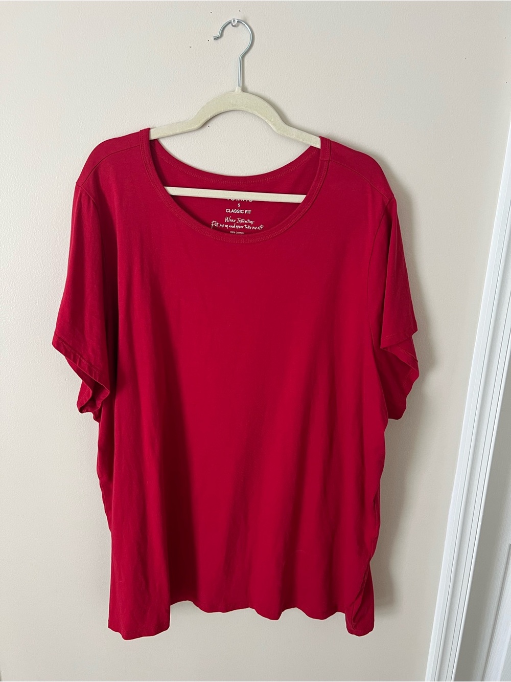 Torrid Size 5 Stretchy Classic Fit Red T-shirt